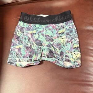 lululemon athletica Women's Vibrant Patterned Shorts